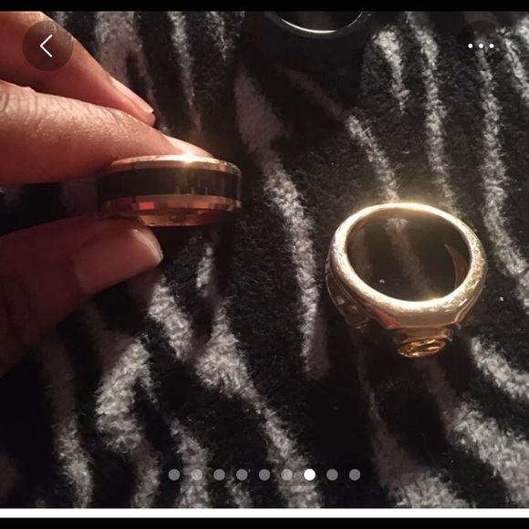 Alejandro Tungsten Rings - Picture 8 of 9